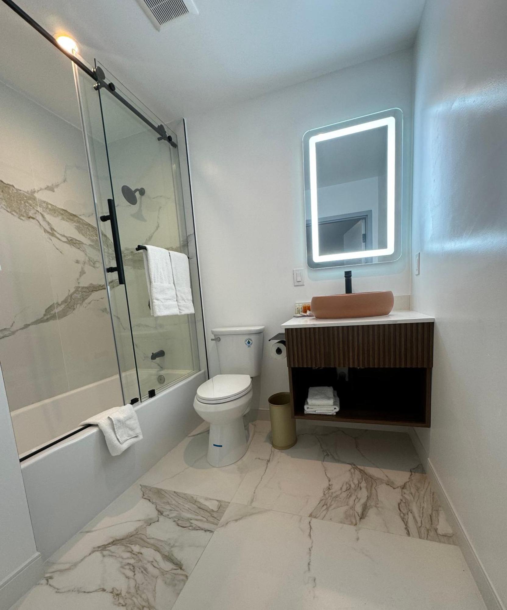 Hotel Rudra - Hollywood Los Angeles Bilik gambar